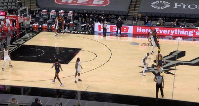 开云体育登录网站入口-追梦离谱中圈三分送葬勇士 库里出场时间再引争议